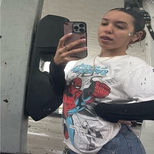 Meet your Posher, Isaura